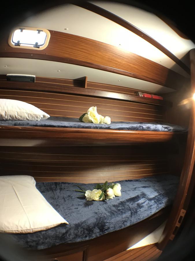 Hotel Bed&Boat Eolo 3 Venedig Exterior foto